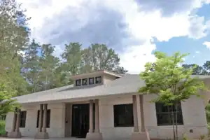 Exterior of Daphne office of Sunrise Dermatology office